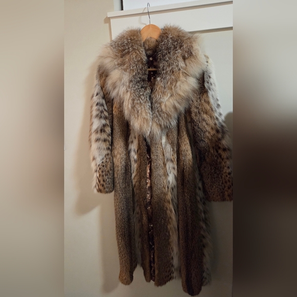 Jackets & Blazers - Vintage Lynx Fur Coat